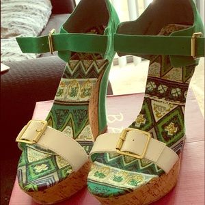 Green and White Wedges